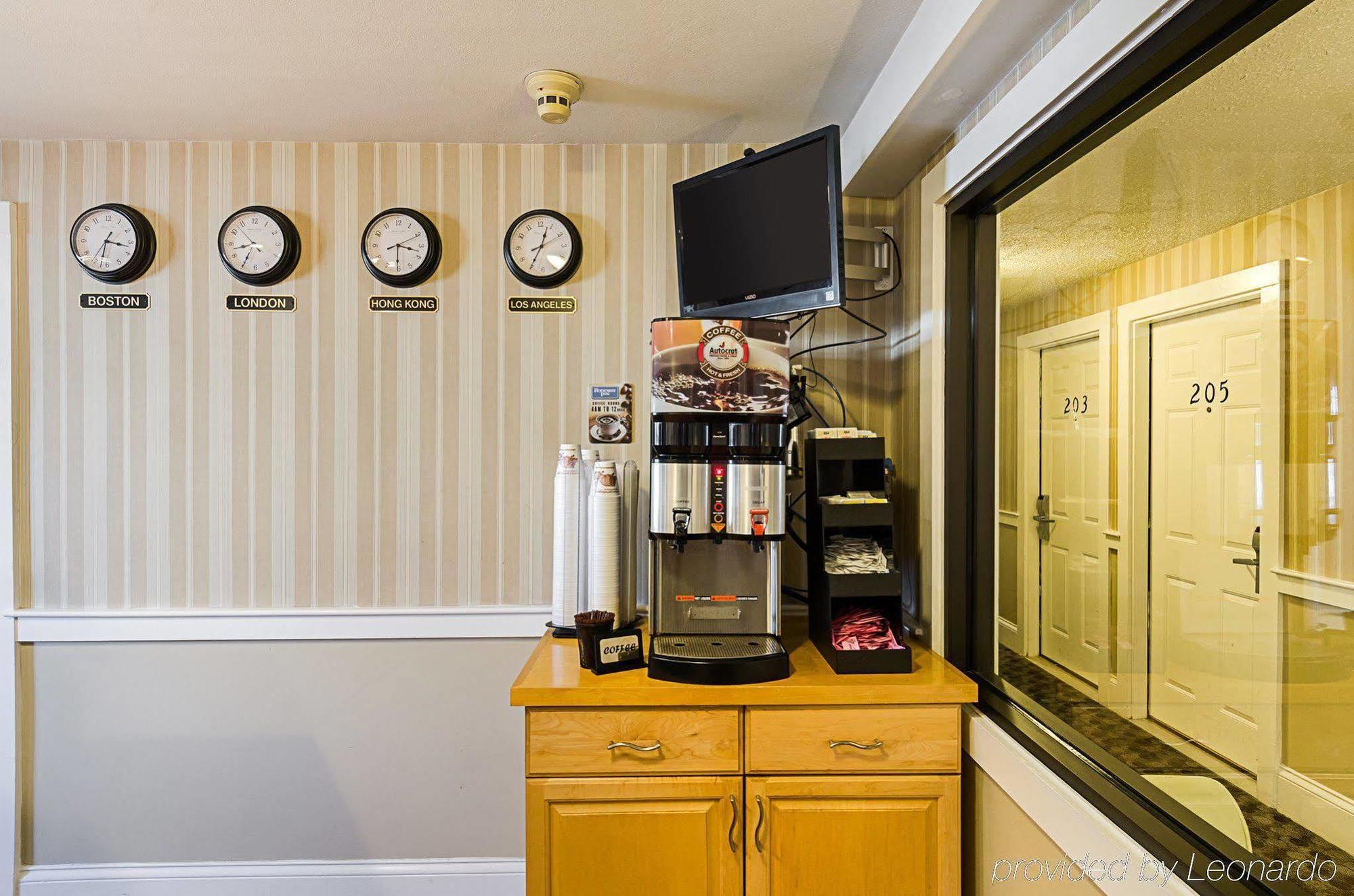 Rodeway Inn Logan International Airport Revere Buitenkant foto